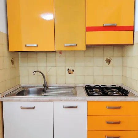 Capitol Apartment